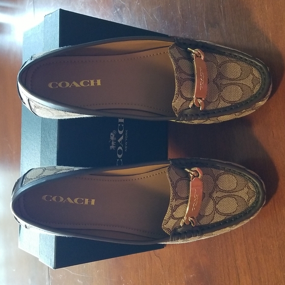 COACH "Olive" Signature Print Loafers 8M - Picture 1 of 6